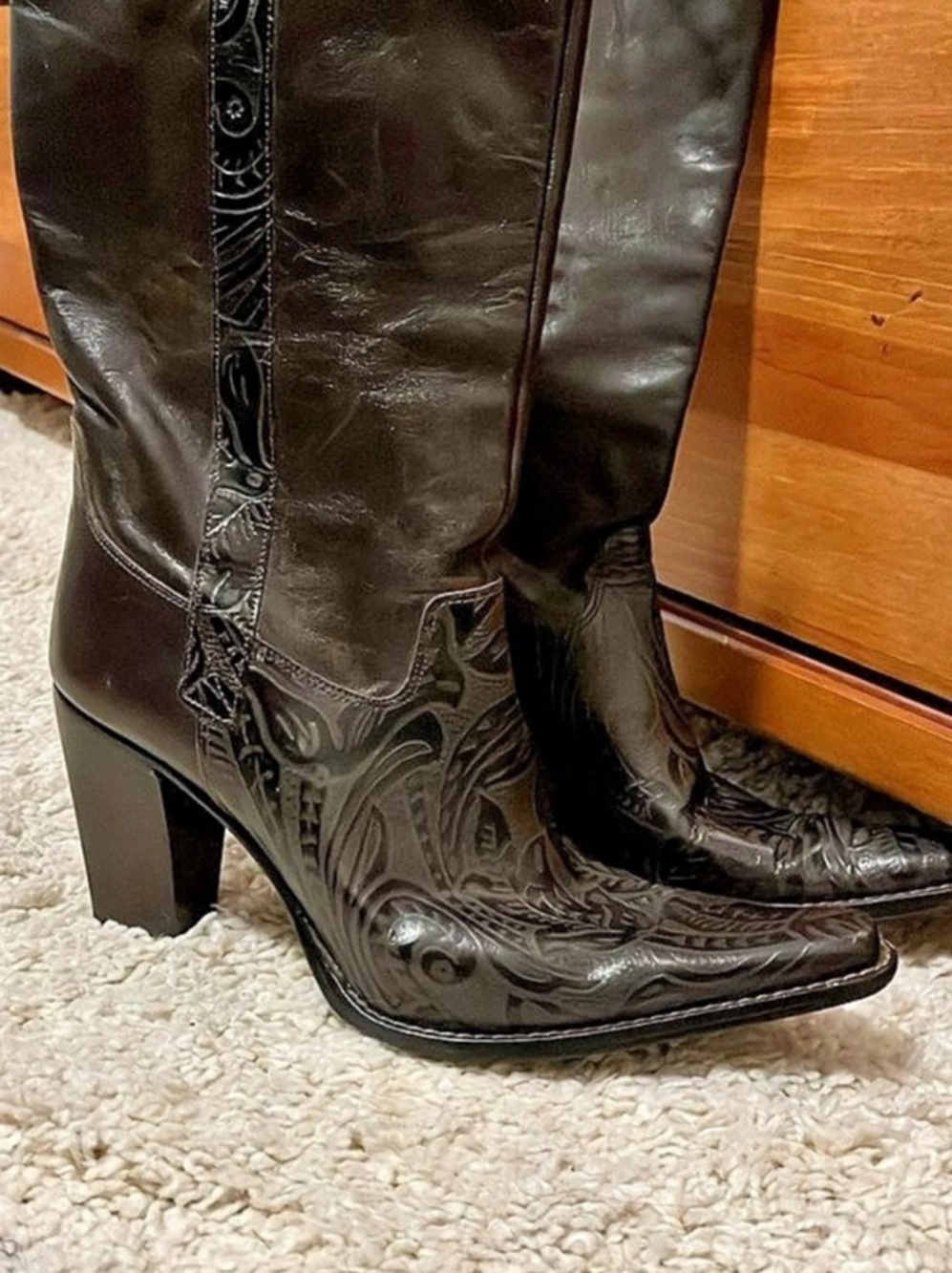 Antonio Melani Women's Brown Embroidered mid calf Boots